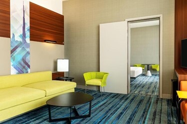 Savvy Suite 1 Bedroom Suite 1 King Balcony