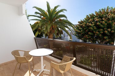 Junior Suite with Balcony