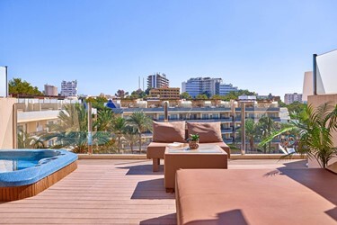 One Bedroom Penthouse Suite