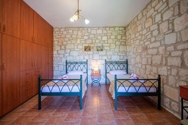 Apartment with Garden View