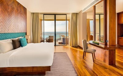 Signature Room, Premium Room