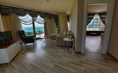 Deluxe Suite Sea View
