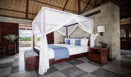Courtyard Suite with Free Benefit