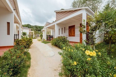 Deluxe Family Bungalow With Terrace