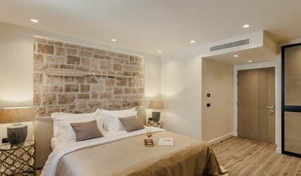 Double Room Mountain View