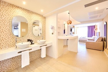 Suite Room