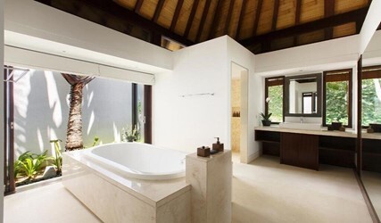 Villa Pawana - 5 Bedroom Luxury Ocean View Villa