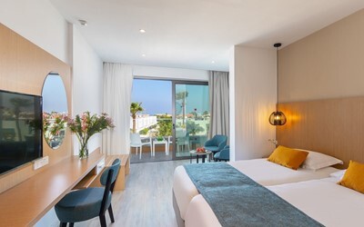 Twin Room Inland View