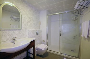 Standard Room Land View