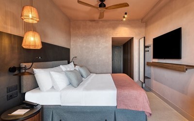 Room Inland Retreat for 2 Adults Max 1 Child HB