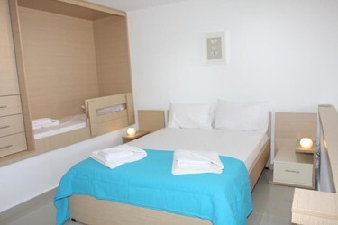 Studio with Balcony or Terrace