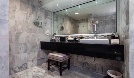Premier Room