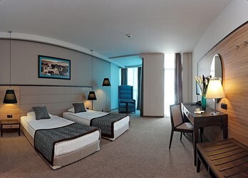 Lux Room