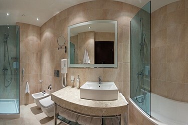Lux Room