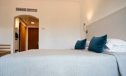 Mountain View Room