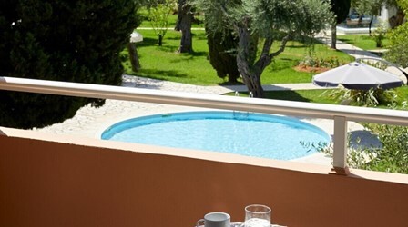Standard Pool Side