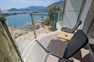 Standard Sea View