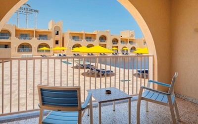 Family Deluxe Pool View