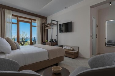 Superior Sea View