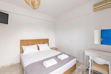 Basic Triple Room