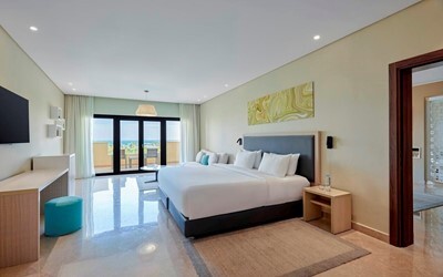 Signature Suite - Adults Only +16