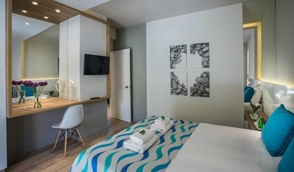 Superior One-Bedroom Suite with Garden View