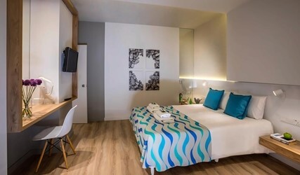 Superior One-Bedroom Suite with Garden View
