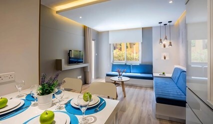 Superior One-Bedroom Suite with Garden View