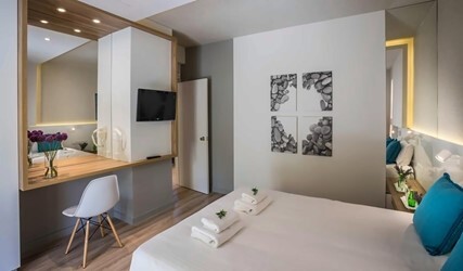 Superior One-Bedroom Suite with Garden View