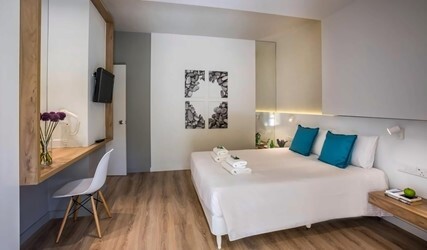 Superior One-Bedroom Suite with Garden View