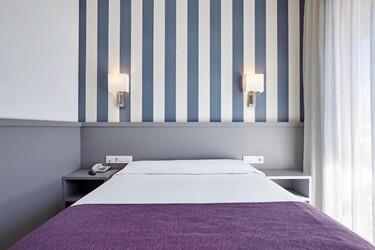 Double Single Use Balcony or Terrace Standard