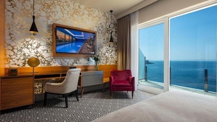 Luxury Roomv Sea View with Balcon