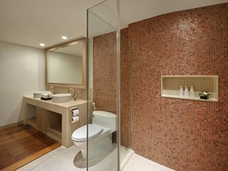 Seafront Suite