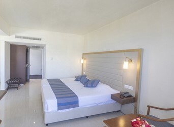 Twin Room Side Sea View