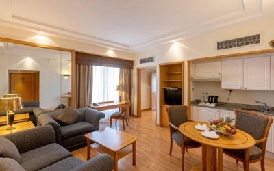  Suite