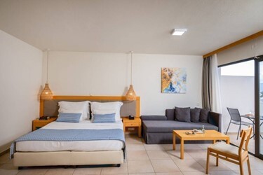 Junior Suite Side Sea View