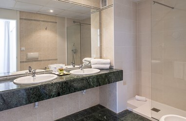 Junior Suite Room