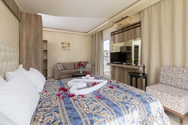 Superior Room Side Sea View