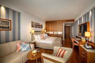 Premium Twin/Double Room with Balcony or Terrace Sea View