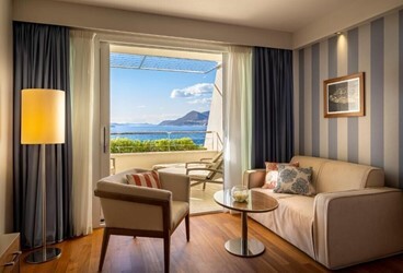 Premium Twin/Double Room with Balcony or Terrace Sea View