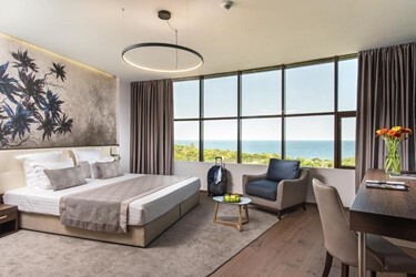 Dbl Executive Sea View