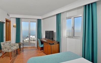 Double Extra, Front Sea View