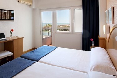 Standard Sea View