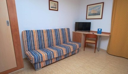 Interior comfort room