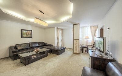 Suite 1 Bedroom
