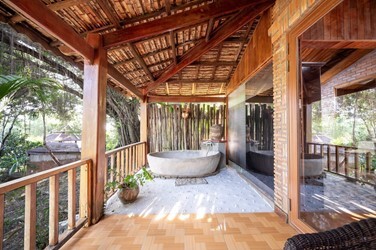 Deluxe Bungalow Garden View