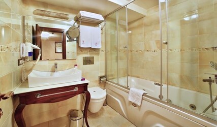 Superior Room with Spa Bath