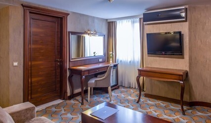 Superior Room with Spa Bath