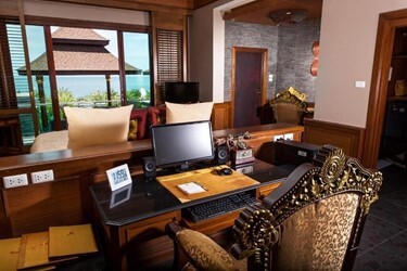 Seaview Pool Villa