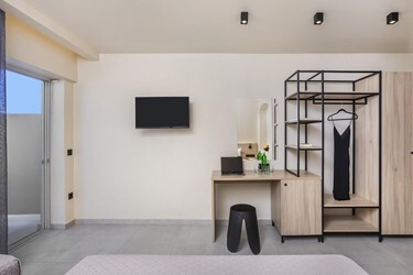 Double Room Deluxe